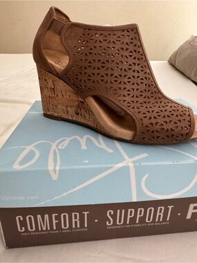 Women's Brown Cork Wedge Peep-Toe Bootie